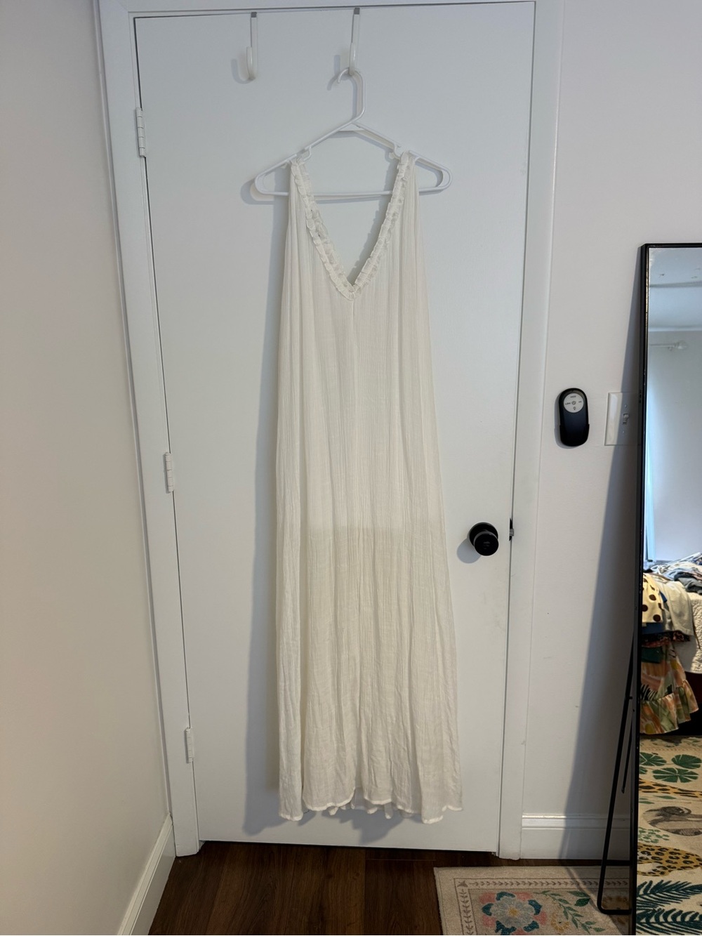 Alkaa White Crinkle Gauze Maxi Dress Deep V Ruffle Boho Beach S